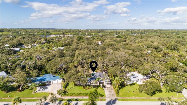 3825 Mockingbird Drive, Vero Beach, FL 32963