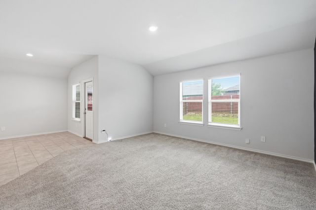 409 Beekeeper Drive, Fort Worth, TX 76131