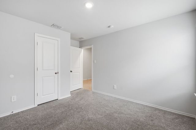 409 Beekeeper Drive, Fort Worth, TX 76131