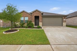 409 Beekeeper Drive, Fort Worth, TX 76131
