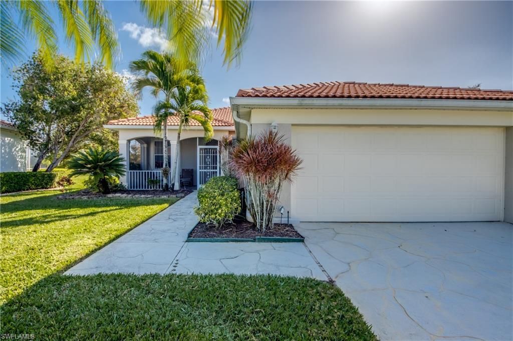 2260 Rio Nuevo DR, NORTH FORT MYERS, FL 33917 — photo 4