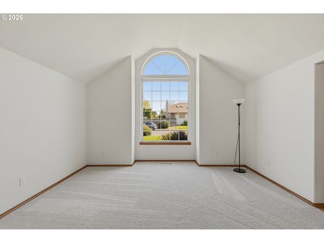 618 Ne 156TH Ave, Vancouver, WA 98684