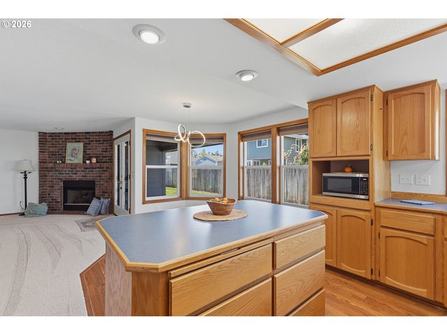 618 Ne 156TH Ave, Vancouver, WA 98684