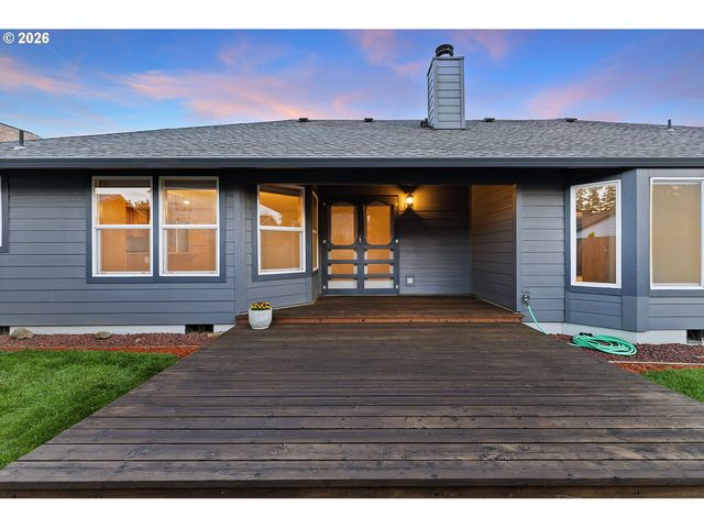 618 Ne 156TH Ave, Vancouver, WA 98684