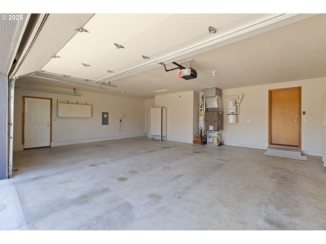 618 Ne 156TH Ave, Vancouver, WA 98684