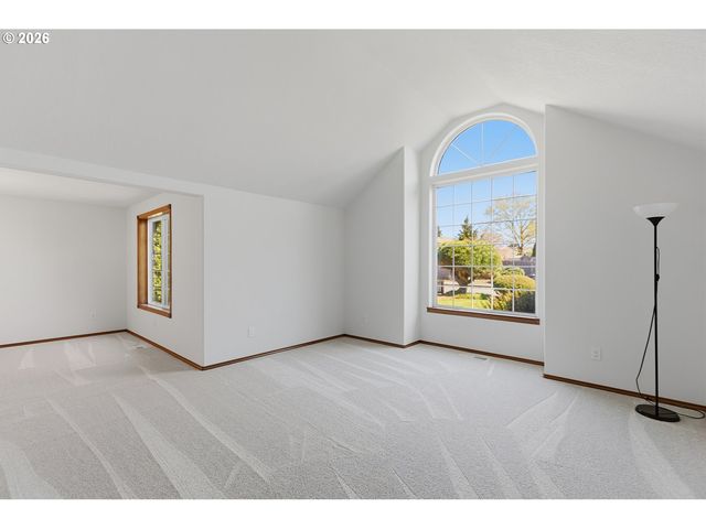 618 Ne 156TH Ave, Vancouver, WA 98684