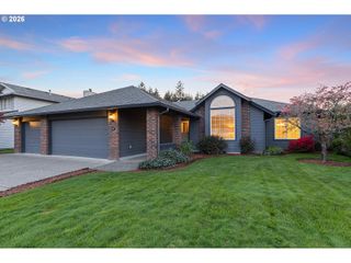 618 Ne 156TH Ave, Vancouver, WA 98684