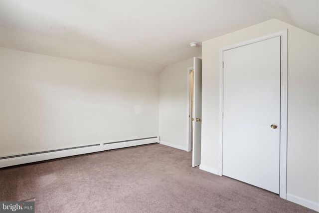 52 INLAND RD, Levittown, PA 19057