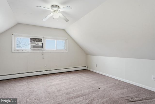 52 INLAND RD, Levittown, PA 19057