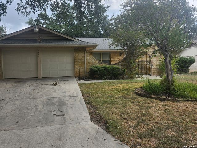 5819 BOGART DR, San Antonio, TX 78240