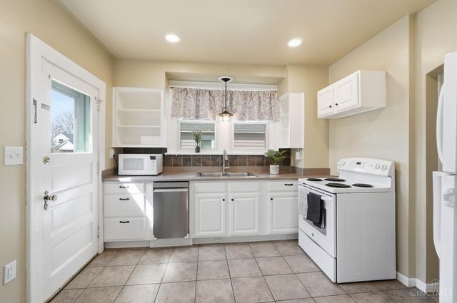 4267 Clifford Road, Deer Park, OH 45236