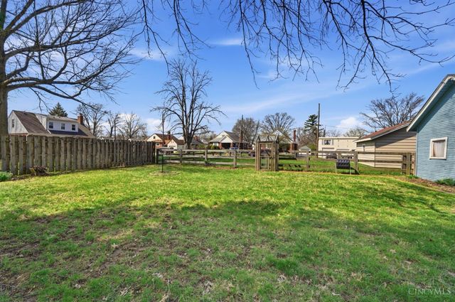 4267 Clifford Road, Deer Park, OH 45236