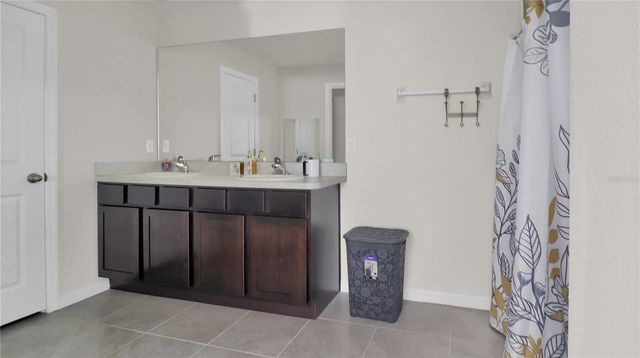 5546 LOGAN CAVE AVENUE, Wimauma, FL 33598