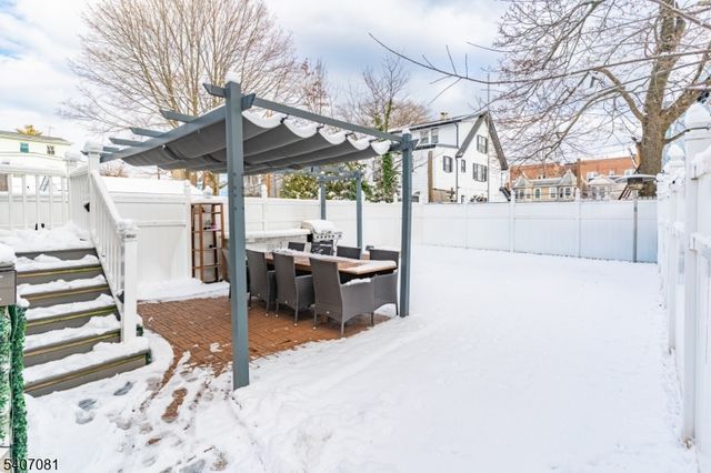 32 Elmwood Ter, Irvington Twp., NJ 07111