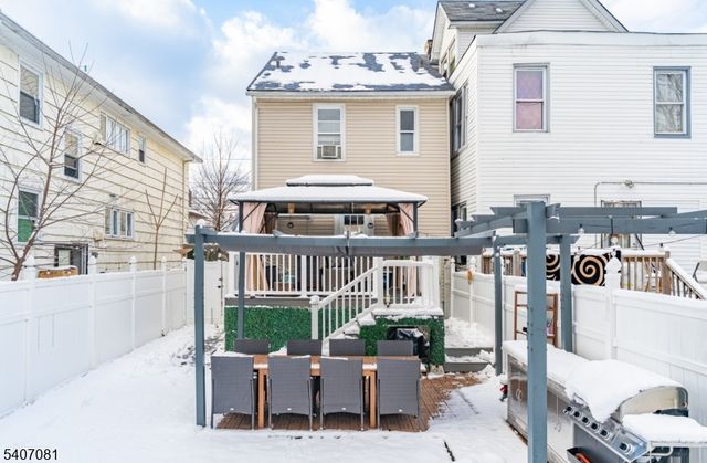 32 Elmwood Ter, Irvington Twp., NJ 07111