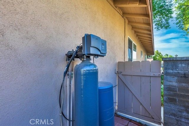 4423 Maplewood Place, Riverside, CA 92506