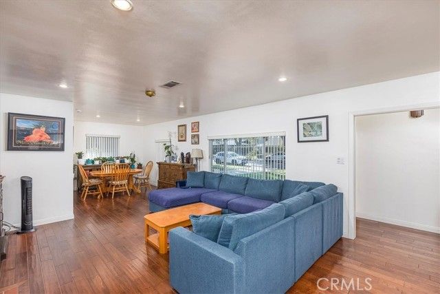 4423 Maplewood Place, Riverside, CA 92506