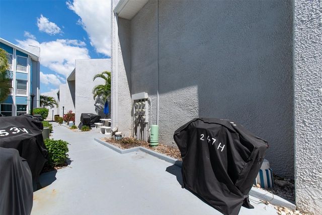 247 REX PLACE H, Madeira Beach, FL 33708