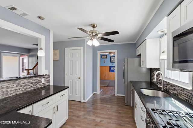 25 Orchard Court, Howell, NJ 07731
