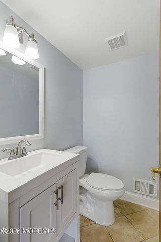 25 Orchard Court, Howell, NJ 07731