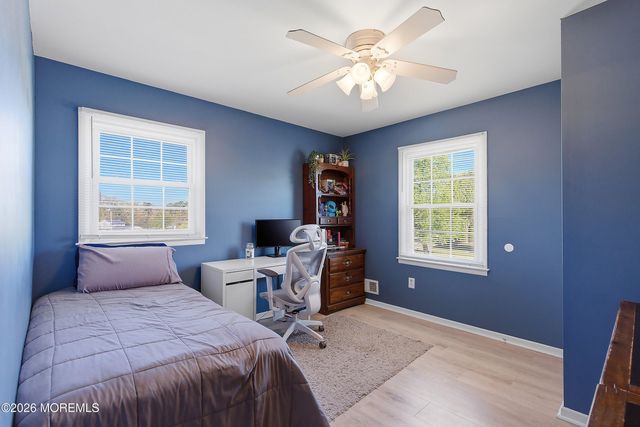 25 Orchard Court, Howell, NJ 07731