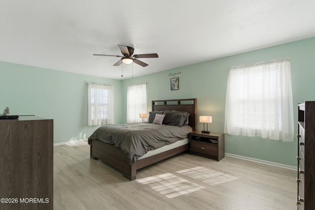 25 Orchard Court, Howell, NJ 07731