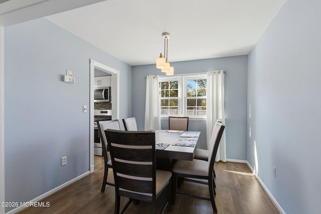 25 Orchard Court, Howell, NJ 07731
