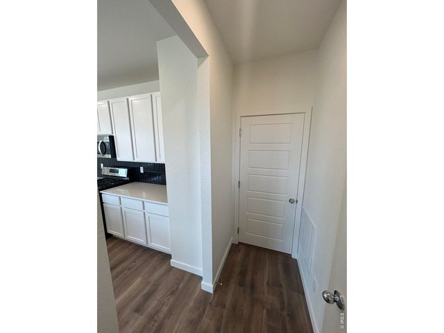 220 Dawn Dr, Hudson, CO 80642