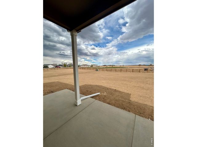 220 Dawn Dr, Hudson, CO 80642
