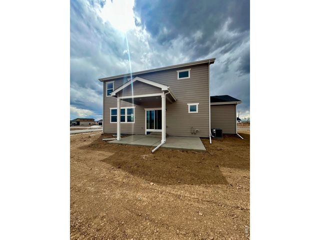220 Dawn Dr, Hudson, CO 80642