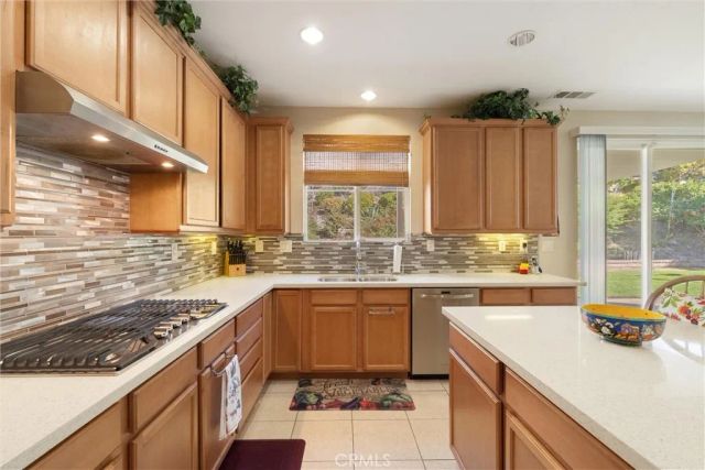 28008 Eddie, Saugus, CA 91350