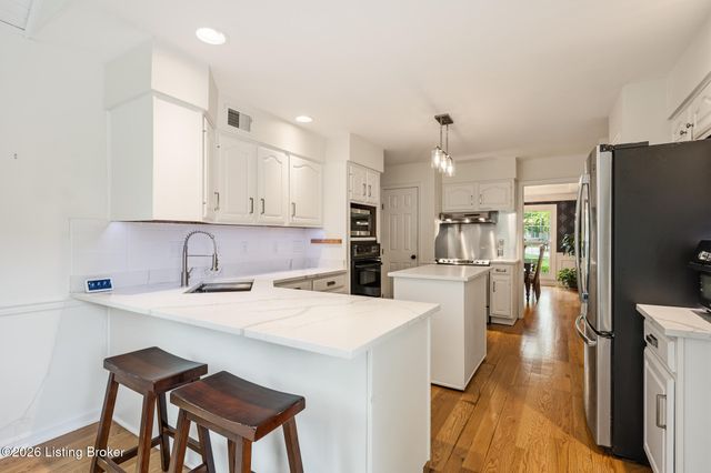 2513 Ballantrae Cir, Louisville, KY 40242