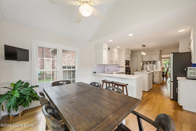 2513 Ballantrae Cir, Louisville, KY 40242