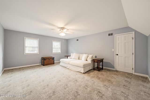 2513 Ballantrae Cir, Louisville, KY 40242