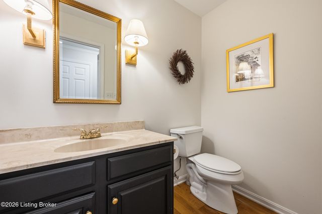 2513 Ballantrae Cir, Louisville, KY 40242