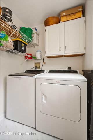 2513 Ballantrae Cir, Louisville, KY 40242