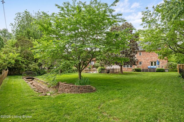 2513 Ballantrae Cir, Louisville, KY 40242