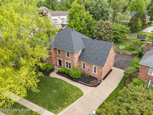 2513 Ballantrae Cir, Louisville, KY 40242