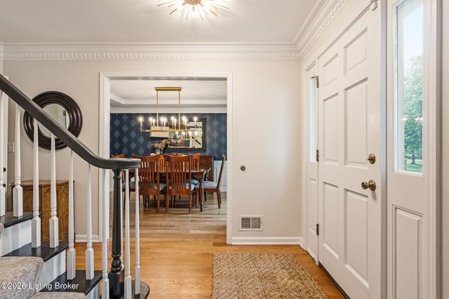 2513 Ballantrae Cir, Louisville, KY 40242