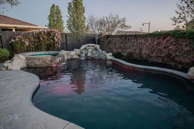 121 Monaco Ct, Lincoln, CA 95648