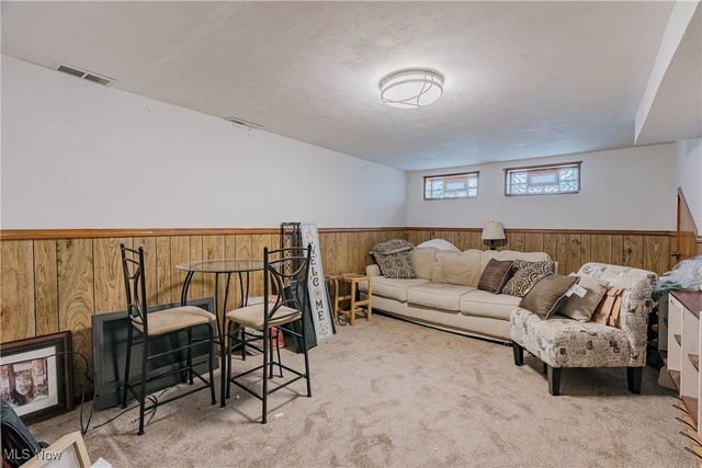 18009 Kalvin Drive, Brook Park, OH 44142