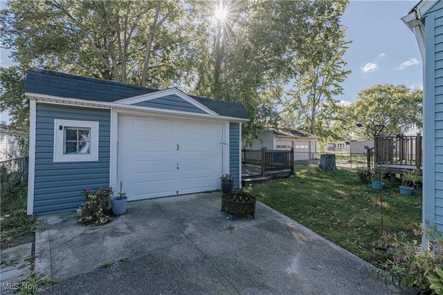 18009 Kalvin Drive, Brook Park, OH 44142