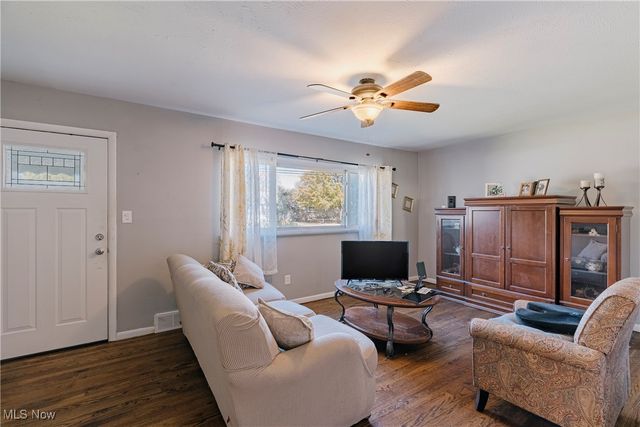 18009 Kalvin Drive, Brook Park, OH 44142