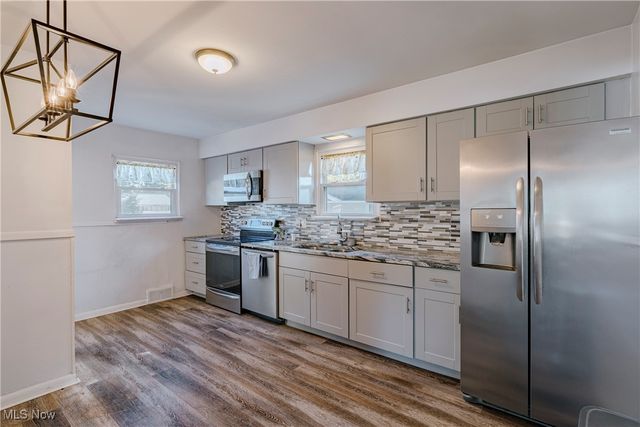 18009 Kalvin Drive, Brook Park, OH 44142