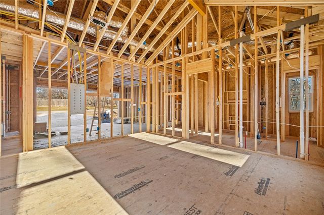 42 Queensferry Drive, Bella Vista, AR 72715