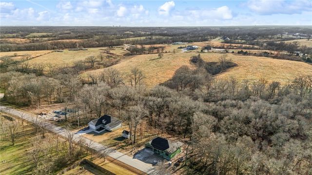 42 Queensferry Drive, Bella Vista, AR 72715