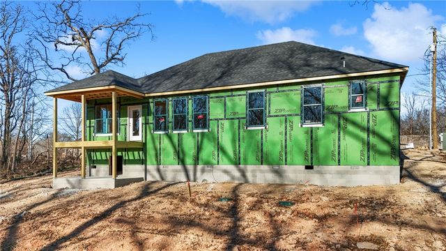 42 Queensferry Drive, Bella Vista, AR 72715