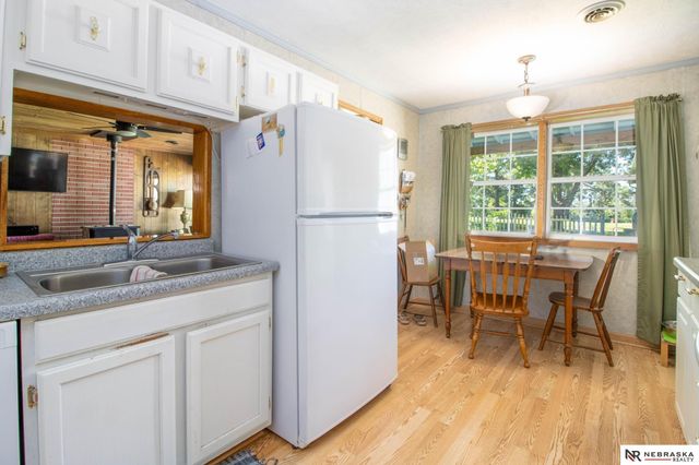 2100 SW 98th Street, Lincoln, NE 68532