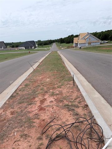 8351 Autumn Blaze, Blanchard, OK 73010