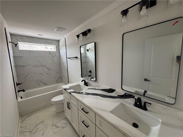 8580 Benbow Merrill Road, Oak Ridge, NC 27310